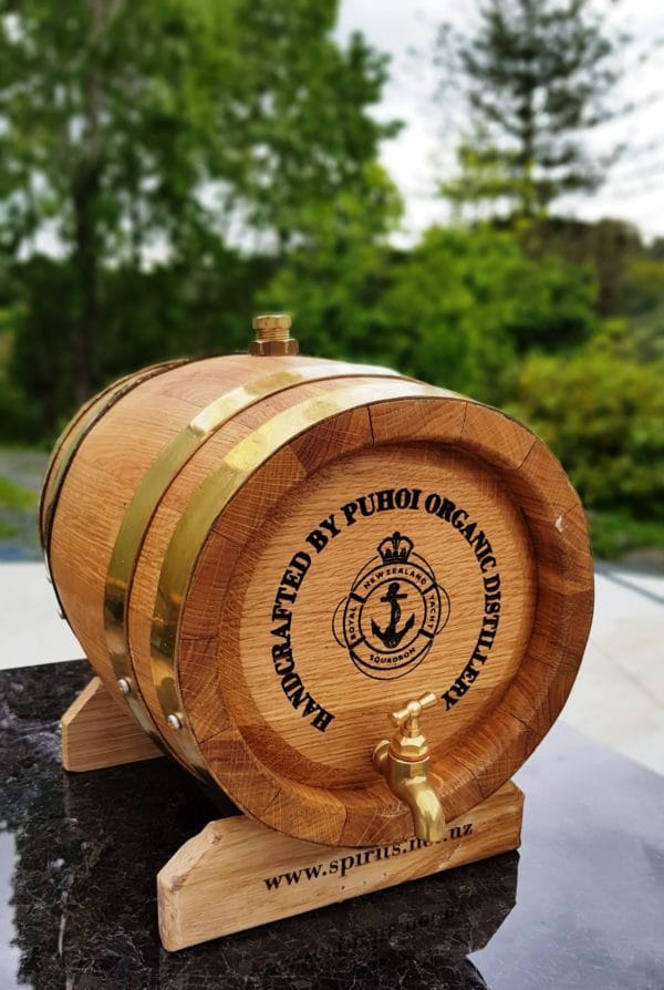 miniature-small-oak-barrel-cask-for-home-bar-personalised-gift-for-weddings-birthdays-and-anniversaries-filled-with-rum-whiskey-brandy-vodka-gin-port