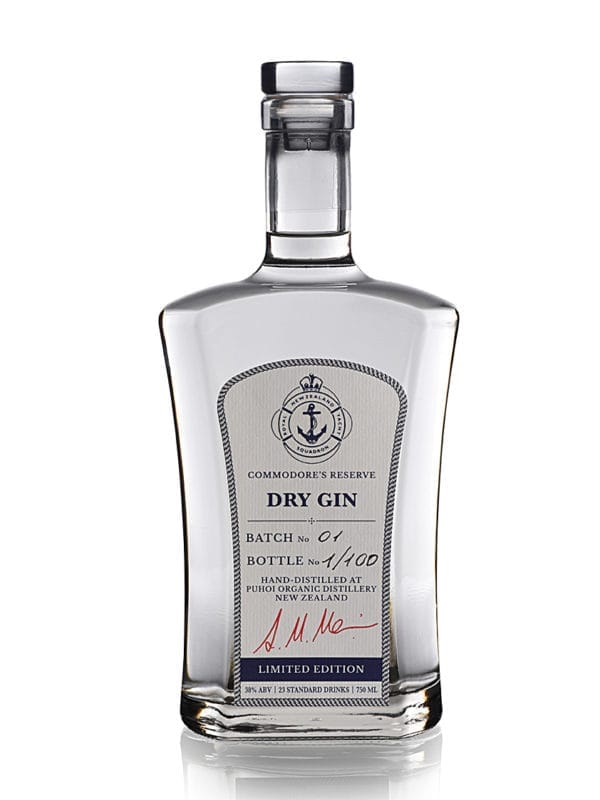 royal-yacht-club-Commodore-reserve-Americas-cup-London-Dry-Gin-handcrafted-in-puhoi